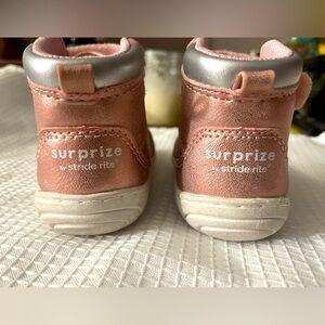 Surprize by stride rite baby girl shoes pink worn once size 3